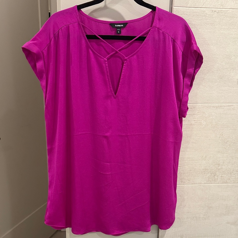 🧡 EXPRESS CRISS CROSS BLOUSE